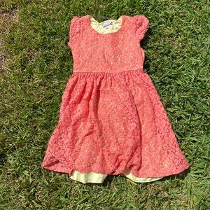 Girls dress